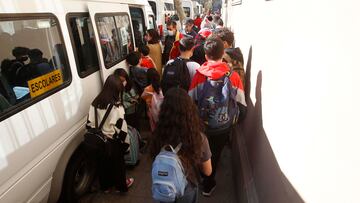 Santiago, 29 junio 2022.
Colegios salen de vacaciones de invierno 2022 que se extenderán por tres semanas,en la foto el colegio San Ignacio de Alonso Ovalle en el centro de Santiago.
Juan Eduardo Lopez/Aton Chile