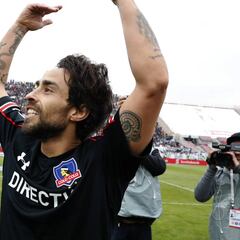 Valdivia quiere acabar con la 'maldición' de la camiseta 10