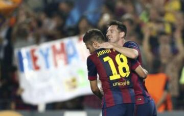 2-0. Messi celebra el segundo tanto con Neymar.