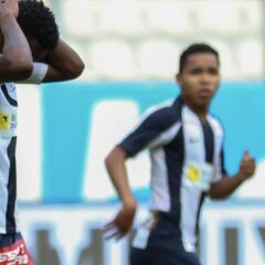 El Fondo Blanquiazul se aleja de la dirección de fútbol en Alianza