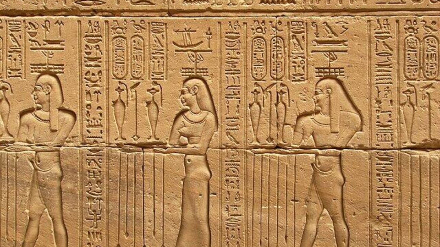 Divers off the coast of Egypt find an amazing 2,000-year-old “floating ...