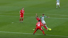 El polémico penal que marcó el clásico entre Betis y Sevilla