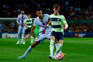 Busquets y Cole Palmer.