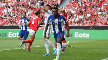Zé Luis festejando la victoria.