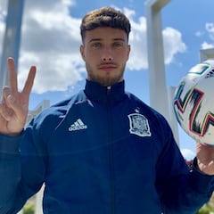 Javi Puado: "Es todo un honor que se hable así de bien de mí"