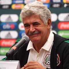 ‘Tuca’ Ferretti confía en la sangre joven de su Selección