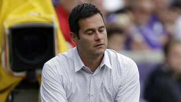 La directiva de RSL terminó el contrato con el entrenador por no representar los valores de la institución donde incluyen el defender la diversidad, la aceptación y la inclusión.