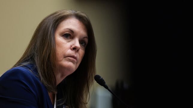Kimberly Cheatle, directora del Servicio Secreto, renuncia tras atentado a Trump