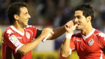 <b>CONTENTO. </b>Javi Guerra celebró de esta manera un excelente gol.