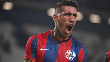 Centurión se estrena y San Lorenzo vence por penales a Nacional