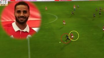 Douglas debut車 ante un 3? y en el minuto 2 qued車 en mal lugar...