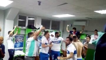 El eufórico festejo de Católica en el camarín: "¡dale bicampeón!"