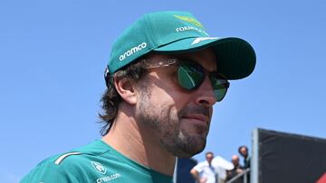 Spielberg (Austria), 30/06/2023.- Spanish Formula One driver Fernando Alonso of Aston Martin arrives at the Red Bull Ring race track in Spielberg, Austria, 30 June 2023. The Formula 1 Grand Prix of Austria will be held on 02 July 2023. (Fórmula Uno) EFE/EPA/CHRISTIAN BRUNA
