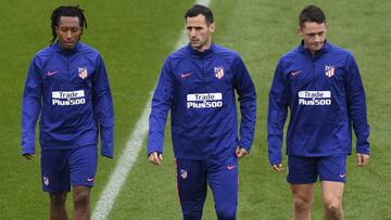 Los jugadores del Atl&eacute;tico en el entrenamiento. 