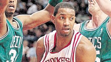 <b>PADRAZO. </b>T-Mac abandonó a los Rockets en pleno encuentro.