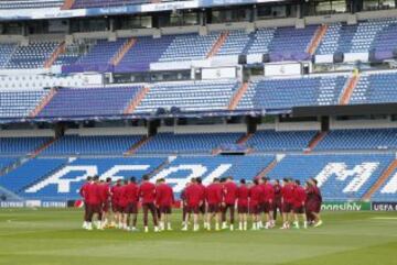 Entrenamiento del Atlético en el Bernabéu