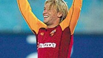 <b>DESEADO</B>. Cassano es el nueve que quiere el cuerpo técnico del Atlético.