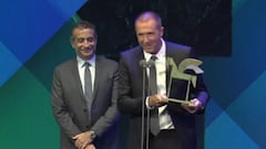 La genialidad de Carreño al recoger el Ondas: si vieron sólo un partido de la Euro lo pillarán