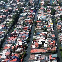VIDEO | Nezahualcóyotl bajo el agua, así lucen las inundaciones que afectan decenas de viviendas en Edomex