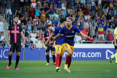 Un hat-trick letal. El delantero del Andorra completó una gran actuación ante el Cartagena