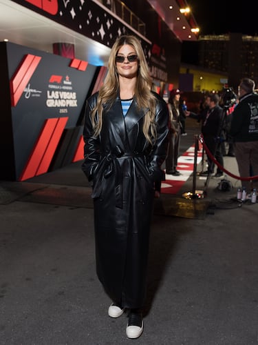 Hannah Stocking, modelo, actriz y personalidad de internet estadounidense.