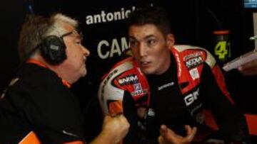 Aleix Espargaró no terminó del todo contento a pesar de ser el más rápido.