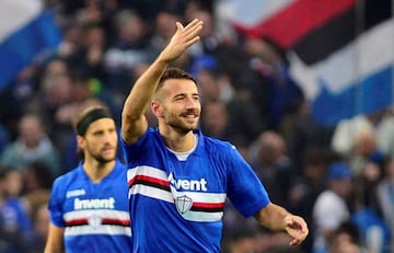 Soccer Football - Serie A - Sampdoria vs Juventus - Stadio Comunale Luigi Ferraris, Genoa, Italy - November 19, 2017 Sampdoria’s Gianmarco Ferrari celebrates scoring their third goal REUTERS/Massimo Pinca