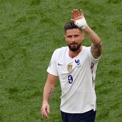 Advertencia de Giroud: "El abuelo no ha muerto..."