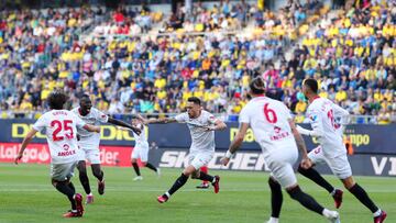 Ocampos celebra su gol en Cádiz.