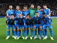 Soccer Football - UEFA Champions League - Round 16 - Second Leg - Tottenham Hotspur v Atletico Madrid - Tottenham Hotspur Stadium, London, Britain - March 18, 2026 Atletico Madrid players pose for a team group photo before the match REUTERS/David Klein