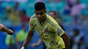 Luis Díaz durante un partido con Selección Colombia.
