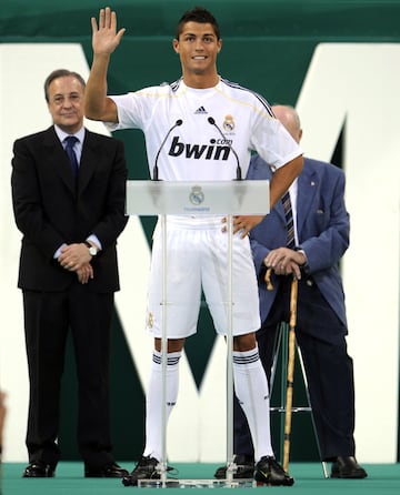 Cristiano Ronaldo en el estadio Santiago Bernabéu.