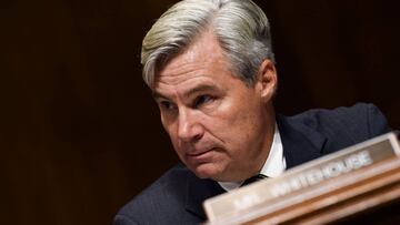 El senador Sheldon Whitehouse, durante la presentaci&oacute;n de la Ley de Rodchenkov.