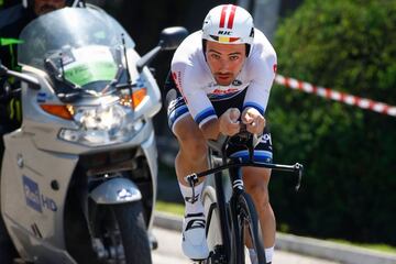 Contrarreloj cargada de emociones en el Giro de Italia 