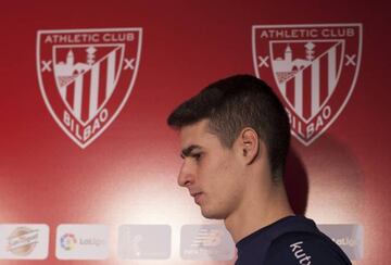 Kepa Arrizabalaga was expected to arrive at Real Madrid this month, but ended up signing a new contract with Athletic Bilbao.