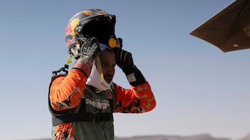 Rallying - Dakar Rally - Stage 4 - Al Henakiyah to Alula - Saudi Arabia - January 8, 2025 The Dacia Sandriders' Nasser Al-Attiyah during stage 4 REUTERS/Maxim Shemetov