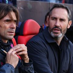 Moreno pasa página en una conferencia 'surrealista'