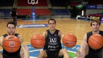 <b>AMIGOS Y RIVALES. </b>Entre Vidal y Prigioni han jugado 573 partidos con la camiseta baskonista. Hoy se medirán a su amigo Splitter.