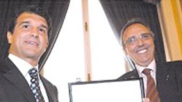 <b>PREMIADO. </b>Joan Laporta y Joan Gaspart, ayer.