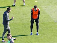 The Real Madrid striker suffered a sprain to his left knee; tests were carried out this Wednesday.