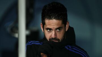 MADRID, SPAIN - DECEMBER 01: Francisco Roman Alarcon alias Isco of Real Madrid CF walks to the bench prior to start the La Liga Santander match between Real Madrid CF and Athletic Club at Estadio Santiago Bernabeu on December 01, 2021 in Madrid, Spain. (P