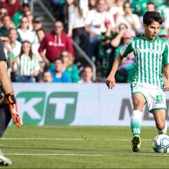 Después de 10 meses, Diego Lainez volvió a ser titular