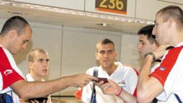 <b>MADRUGÓN. </b>La Selección viajó ayer desde Madrid a Novi Sad (Serbia), donde ya se entrenó por la tarde.