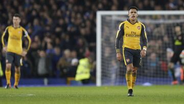 Alexis anota pero Arsenal paga su desidia ante Everton