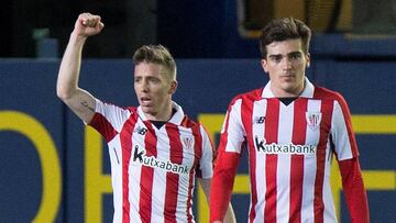 Iker Muniain con Iñigo Córdoba en Villarreal.