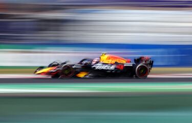 Liam Lawson de Red Bull durante el Gran Premio de China de la Fórmula 1 celebrado en el Circuito Internacional de Shanghái.
