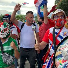 ¿Pocos aficionados? Ticos y mexicanos se encargaron de que no se notara