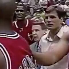 De pedir unas entradas para ver a Jordan a ganar un anillo con los Bulls: Matt Steigenga y su destino