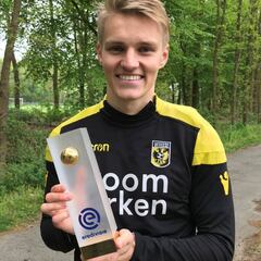Odegaard: "Es interesante que el Ajax se fije en mí"