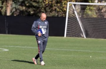 Jorge Sampaoli comandó el entrenamiento matutino.